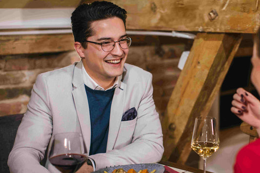 How to Dress for a First Date: Style Tips for Men