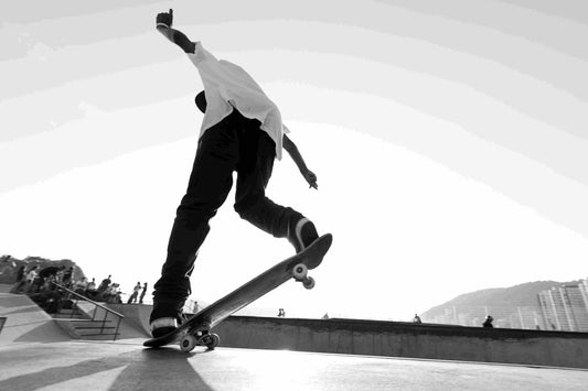 The Benefits of Skateboarding for Men’s Agility and Core Strength